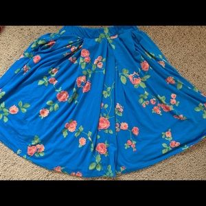 Simply adorable floral lularoe Madison.